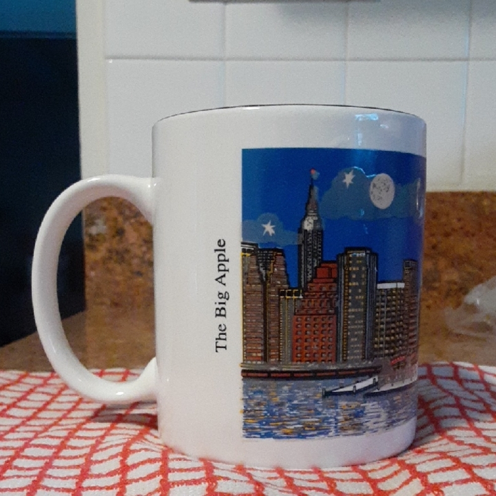 Euc! Wondermugs - NYC 🗽🍎